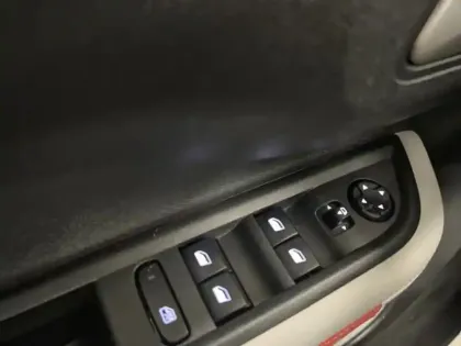 Photo 27 Citroën C3  1.2 Turbo 100ch MAX