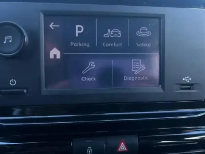 Photo 13 Citroën C3  1.2 PureTech 83ch S&S YOU!