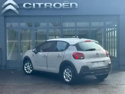 Photo 7 Citroën C3  1.2 PureTech 83ch S&S YOU!