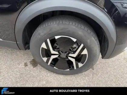 Photo 12 Peugeot 2008  1.2 PureTech 130ch S&S GT