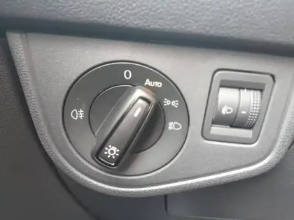 Photo 14 Volkswagen Taigo  1.0 TSI 116ch VW Edition DSG7