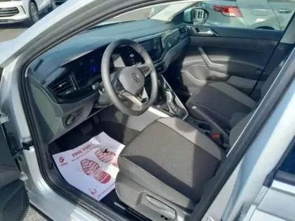 Photo 10 Volkswagen Taigo  1.0 TSI 116ch VW Edition DSG7