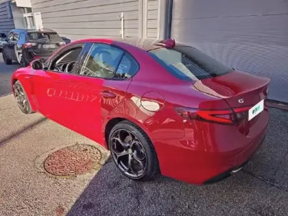 Photo 6 Alfa Romeo Giulia  2.0 TB 280ch Veloce Q4 AT8