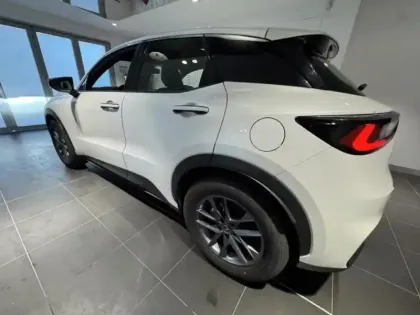 Photo 6 Lexus Lbx  1.5 136ch Business 2WD