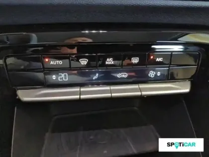 Photo 14 Citroën C3  1.2 Turbo 100ch MAX