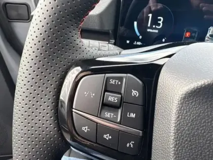 Photo 14 Ford Puma  1.0 EcoBoost Hybrid 125 ch ST-Line S&S Powershift