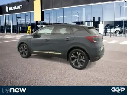 Photo 9 Renault Captur  1.6 E-Tech hybride 145ch Engineered