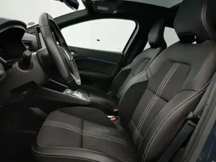 Photo 13 Renault Captur  1.6 E-Tech hybride 145ch Engineered