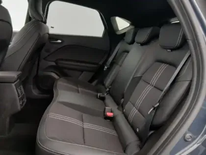 Photo 14 Renault Captur  1.6 E-Tech hybride 145ch Engineered