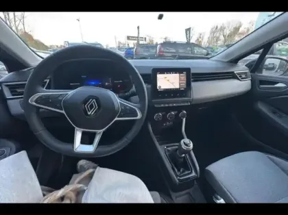 Photo 8 Renault Clio  1.5 Blue dCi 100ch Evolution