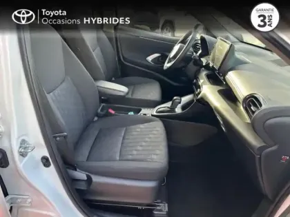Photo 5 Toyota Yaris  Affaires 116h Dynamic Business Affaires MC24 + Programme Toyota Expérience