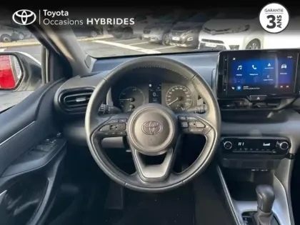 Photo 8 Toyota Yaris  Affaires 116h Dynamic Business Affaires MC24 + Programme Toyota Expérience