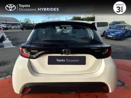 Photo 3 Toyota Yaris  Affaires 116h Dynamic Business Affaires MC24 + Programme Toyota Expérience