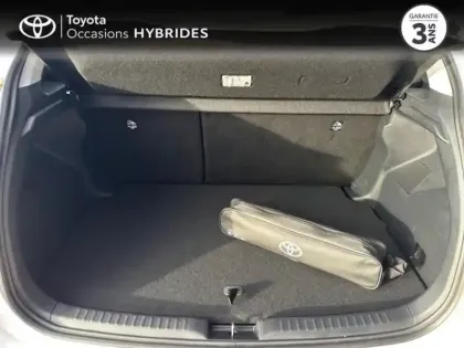 Photo 9 Toyota Yaris  Affaires 116h Dynamic Business Affaires MC24 + Programme Toyota Expérience