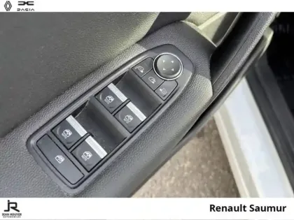 Photo 14 Renault Captur  1.6 E-Tech hybride 145ch Intens -21