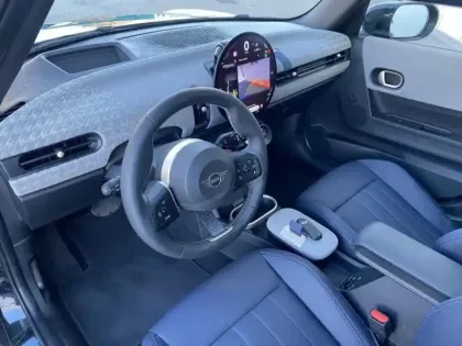 Photo 4 Mini Cooper  5 Portes C 156ch Favoured DKG7