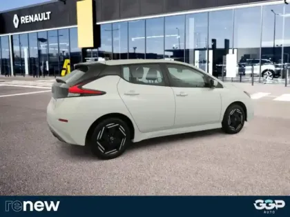 Photo 7 Nissan Leaf  150ch 40kWh Acenta 22