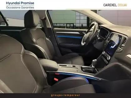 Photo 8 Renault Megane  Estate 1.6 E-Tech Plug-in 160ch Intens