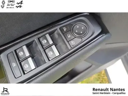Photo 23 Renault Austral  E-Tech full hybrid 200ch Techno
