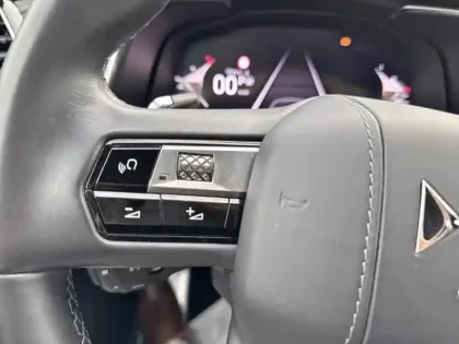 Photo 14 DS Ds 7  BlueHDi 130ch Rivoli Automatique