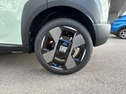 Photo 6 Fiat Grande Panda  Electrique 113ch La Prima