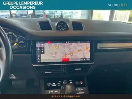 Photo 12 Porsche Cayenne  3.0 V6 462ch E-Hybrid