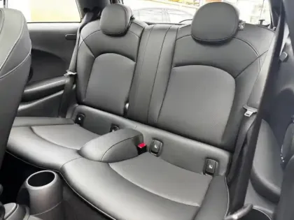 Photo 7 Mini Mini  Cooper 136ch Edition Premium Plus BVA7