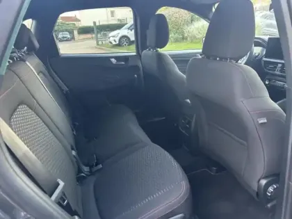 Photo 11 Ford Kuga  2.5 Duratec 180ch Hybrid FlexiFuel ST-Line Powershift