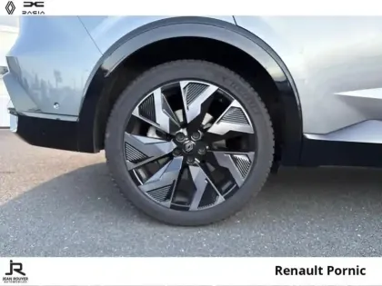 Photo 8 Renault Rafale  ESPRIT ALIPNE hybrid 200ch PACK CONFORT PREMIUM + DRIVING WINTER + SOLARBAY