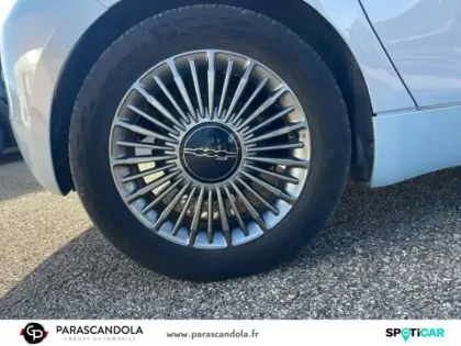Photo 6 Fiat 500  3+1 e 118ch Icône