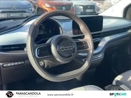 Photo 8 Fiat 500  3+1 e 118ch Icône