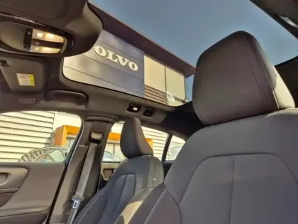 Photo 8 Volvo C40  Recharge 231ch Start