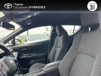 Photo 10 Toyota C-HR  184h Dynamic Business 2WD E-CVT + Programme Beyond Zero Academy MY22