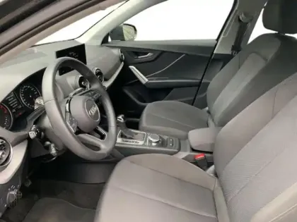 Photo 6 Audi Q2  35 TFSI 150ch Design S tronic 7