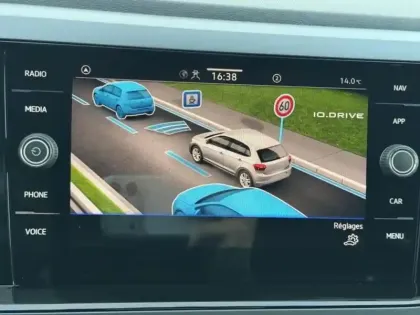 Photo 8 Volkswagen Polo  1.0 TSI 116ch R-Line Edition DSG7