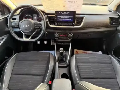Photo 12 Kia Stonic  1.0 T-GDi 120ch MHEV GT Line