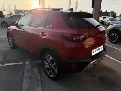 Photo 6 Kia Stonic  1.0 T-GDi 120ch MHEV GT Line