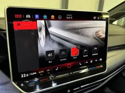 Photo 12 Volkswagen Golf  2.0 TSI 300ch GTI Clubsport DSG7