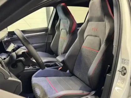 Photo 8 Volkswagen Golf  2.0 TSI 300ch GTI Clubsport DSG7