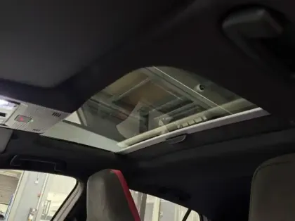 Photo 6 Volkswagen Golf  2.0 TSI 300ch GTI Clubsport DSG7