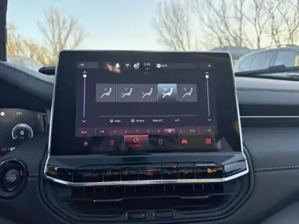 Photo 11 Jeep Compass  1.5 Turbo T4 130ch MHEV Altitude 4x2 BVR7