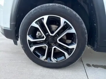 Photo 4 Jeep Compass  1.5 Turbo T4 130ch MHEV Altitude 4x2 BVR7