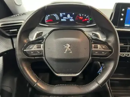 Photo 13 Peugeot 2008  1.2 PureTech 130ch S&S Active EAT8