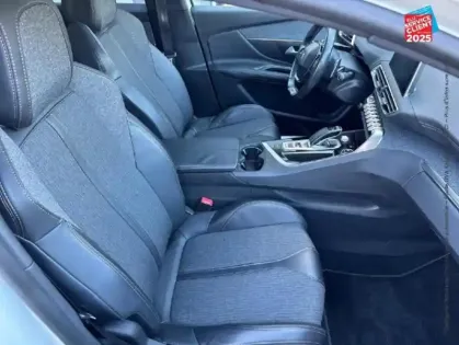 Photo 8 Peugeot 3008  1.2 PureTech 130ch GT Line S/S EAT6