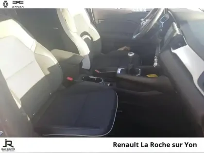 Photo 13 Renault Captur  1.3 TCe mild hybrid 140ch Techno