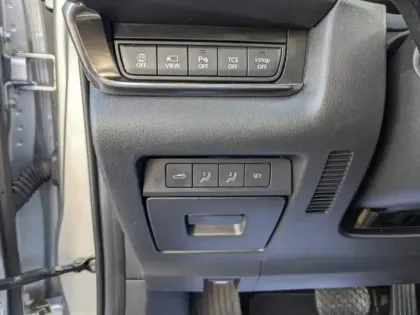 Photo 11 Mazda Cx-30  2.0 e-SKYACTIV-X M-Hybrid 186ch Exclusive BVA 2022