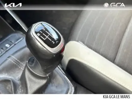 Photo 11 Kia Stonic  1.0 T-GDi 100ch ISG Design Euro6d-T