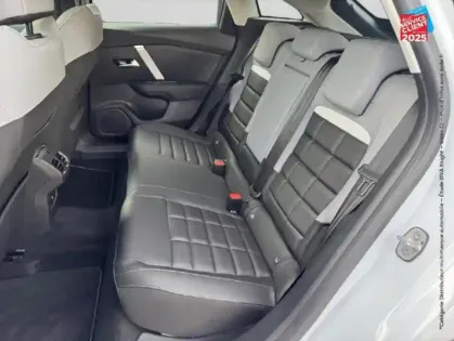 Photo 10 Citroën C4  1.2 Hybride 136ch S&S MAX Automatique