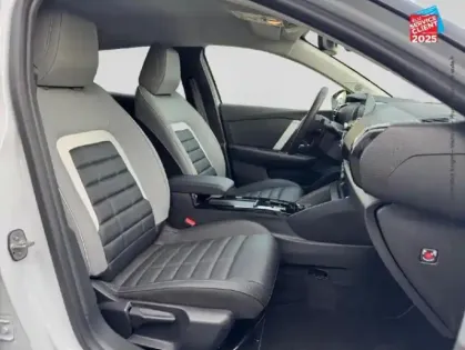 Photo 4 Citroën C4  1.2 Hybride 136ch S&S MAX Automatique