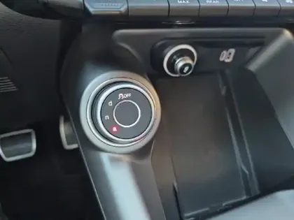 Photo 14 Alfa Romeo Tonale  1.3 PHEV 280ch Edizione Speciale AT6 e-Q4